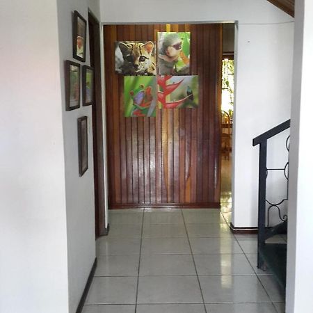 Bed and Breakfast Vida Tropical à Alajuela Extérieur photo