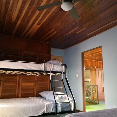 Bed and Breakfast Vida Tropical à Alajuela Extérieur photo