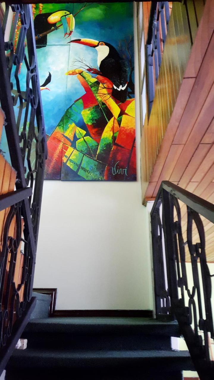 Bed and Breakfast Vida Tropical à Alajuela Extérieur photo