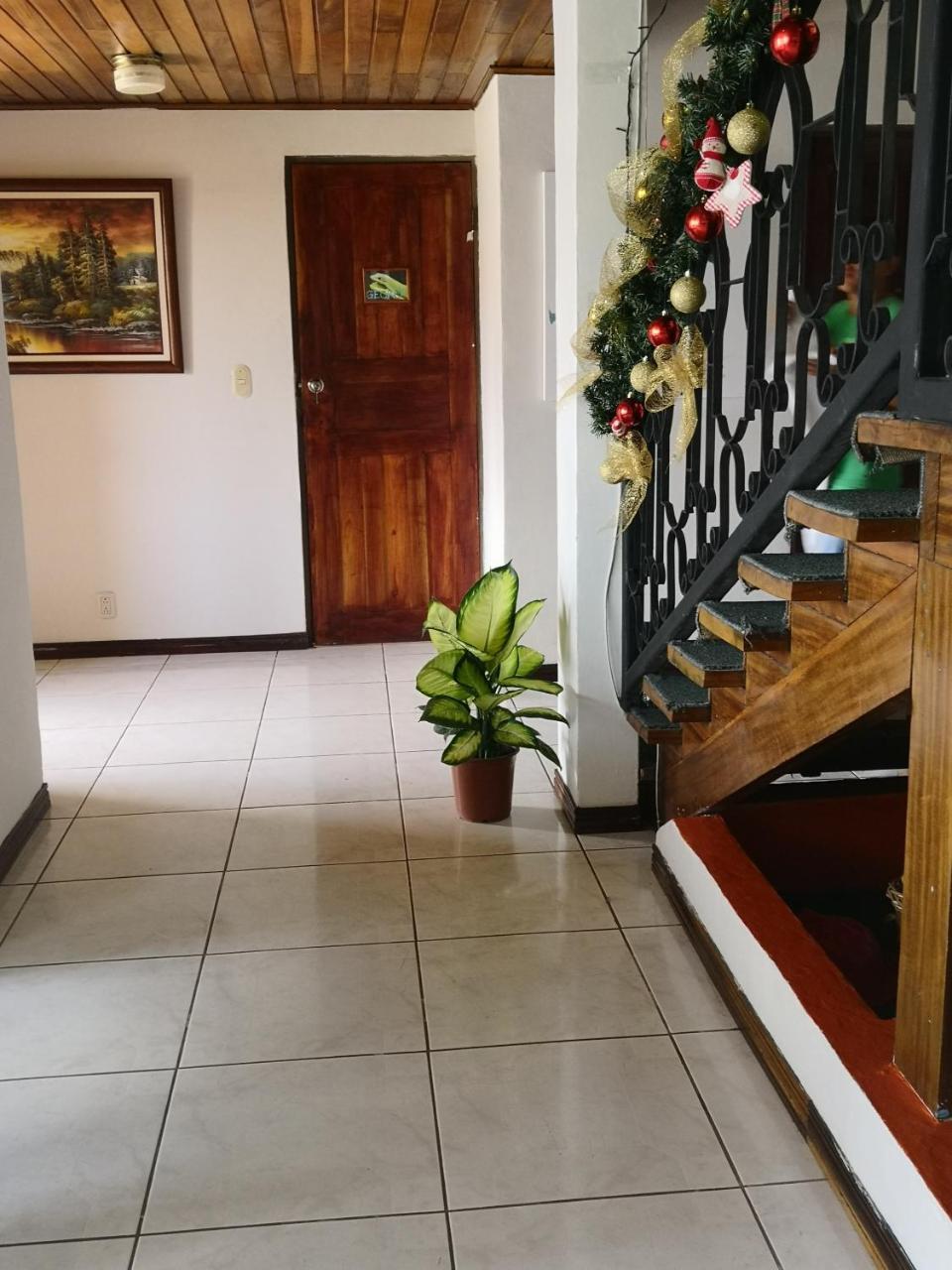 Bed and Breakfast Vida Tropical à Alajuela Extérieur photo